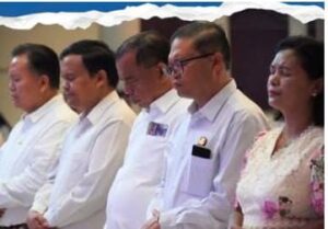 Bupati Karo Hadiri Ibadah Minggu Dengan Membawa Sukacita dalam Rangka Safari Natal 2025