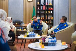 Tambah Pasokan Telur Kota Medan, Rico Waas Tertarik Kembangkan Ayam KUB
