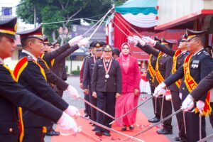Kapolres Asahan Pimpin Korps Raport Kenaikan Pangkat Dan Pelepasan Purna Bhakti Personel Polres