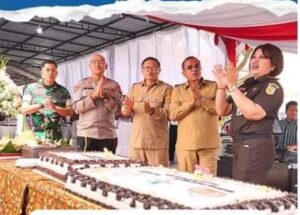 Bupati Karo Antonius Ginting Hadiri Perayaan Ulang Tahun Kajari Karo