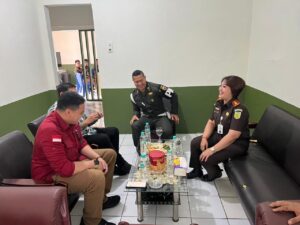 Perkuat Sinergitas, Kajari Karo Silaturahmi dengan Dansubdenpom 1/2-1 Tanah Karo
