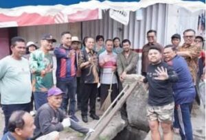 Tingkatkan Kebersihan Menuju Karo Unggul, Bupati Karo Tinjau Gotong Royong di Kecamatan Tigapanah