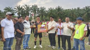 Ditutup Sekdakab Labuhanbatu, PSPL Padang Laut Juara Turnamen Samba Cup II
