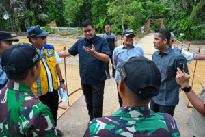Bobby Nasution Tinjau Sungai Tukka, Pemerintah Siapkan Tanggul dan Sabo Dam Kendalikan Banjir
