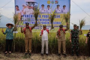 Bupati Antonius Ginting Konsisten Bidang Pertanian sebagai Pilar Utama Pembangunan Kabupaten Karo