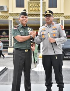 Danrem 031/Wira Bima Brigjen Agustatius Sitepu Kunker ke Polres Kampar Riau 