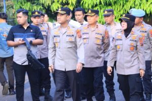 Kunjungi Polsek NA IX-X, Kapolres Labuhanbatu Tekankan Disiplin dan Pelayanan Prima
