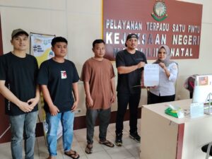 Penegakan Integritas Kejaksaan Negeri Madina Dipertanyakan Untuk Periksa Plt. Kadis Dan Kabid Dikdas Dinas Pendidikan