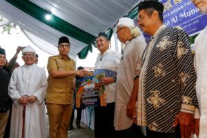 Safari Ramadan Perdana, Rico Waas Tegaskan Pembangunan Dimulai Dari Dalam Diri Bukan Untuk Memperkaya Diri