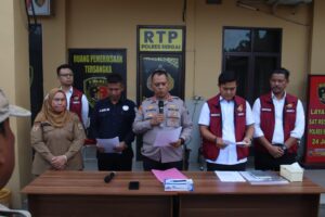 Satreskrim Polres Sergai Paparkan Kasus Oknum Kades Tanjung Harap Diduga Gelapkan Rp 100 Juta