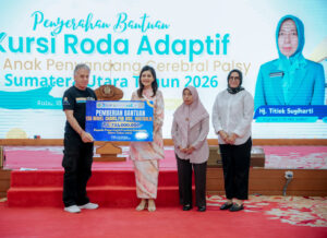 Kahiyang Ayu Serahkan 135 Kursi Roda Adaptif bagi Anak Penyandang Cerebral Palsy di Sumut
