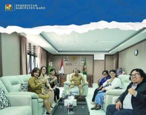 Bupati Karo Terima Audiensi Tim Paduan Suara UPIMG GBKP