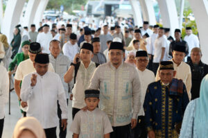 Gubsu Bobby Nasution Salat Idulfitri 1447 H Bersama Ribuan Masyarakat di Sergai