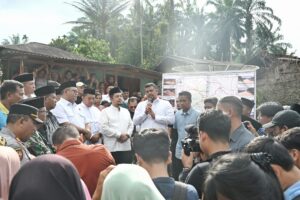 Pembangunan Jalan Sipiongot oleh Gubsu Bobby Berlanjut