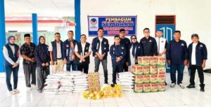 NasDem Labuhanbatu Berbagi Sembako dan Takjil kepada Warga di Bulan Ramadan