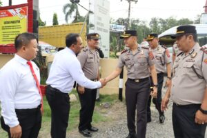 Kapolres Labuhanbatu Kunjungi Polsek Aeknatas dan Marbau, Perkuat Soliditas serta Pelayanan kepada Masyarakat