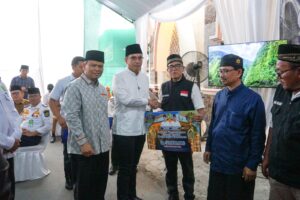 Rico Waas Safari Ramadan di Masjid Medan Sunggal