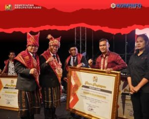 Penyerahan Piagam Penghargaan Kepatuhan Wajib Pajak Tahun 2025