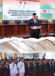 Sekdakab Karo Gelora KP Ginting Lantik 160 Pejabat Administrator dan Pengawas