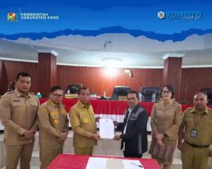 Bupati Karo Sampaikan Nota Penjelasan Perubahan Program Pembentukan Perda Tahun 2026  di Rapat Paripurna DPRD