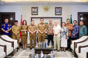 Walikota Rico Waas Ajak GPIB Immanuel Bersinergi Bangun Kota