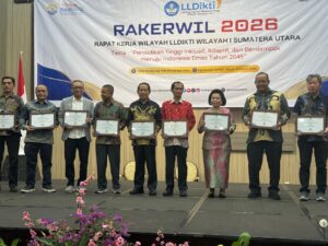 Universitas SENIOR Medan Terima Empat Penghargaan Sekaligus Dari LLDikti Wilayah I