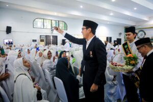 Walikota Rico Waas Tepung Tawar Calhaj Kota Medan