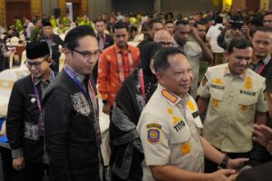 Walikota Medan Rico Waas Serahkan Hibah Rp50 Miliar Bantu Pemulihan Aceh Tamiang