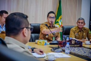Rico Waas Tekankan Optimalisasi Aset BUMD