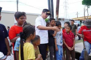 Atasi Banjir Mabar, Rico Waas Instruksikan Normalisasi Drainase Demi Kenyamanan Warga 