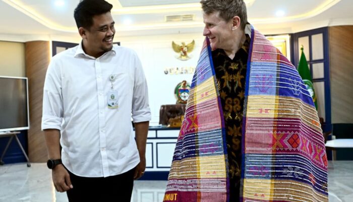 Gubsu Bobby Nasution Promosikan Sumut ke Dubes Australia sebagai Gerbang Investasi Indonesia Barat