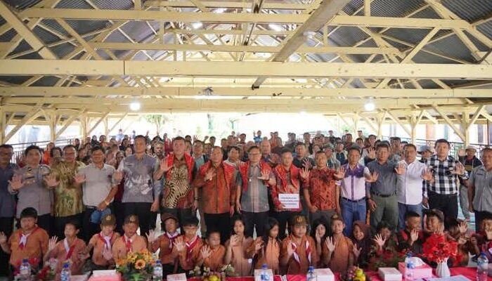 Dekatkan Pelayanan, Bupati Karo Jemput Aspirasi Lewat Sambang Warga di Desa Samura