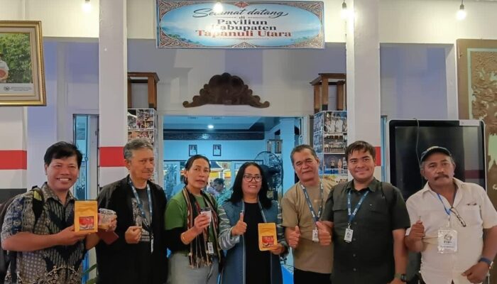Giring-giring salah satu produk unggulan Pemkab Taput di PRSU Ke – 50 Tahun 2026