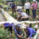 Tanam Pohon Trembesi, Pemkab Karo Dukung Gerakan Langit Biru 