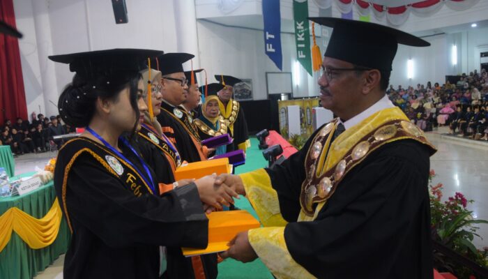 Unimed Wisuda 2133 Lulusan, Rektor: Jadilah Agen Perubahan di Era AI