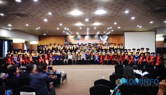 Wisuda STT Pantekosta, Lulusan Didorong Jadi Agen Perubahan di Tengah Masyarakat