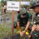 Sambut HUT ke-81 TNI, Kodim 0308/Padang Pariaman Tanam 160 Bibit Mangrove Bersama Forkopimda dan Masyarakat