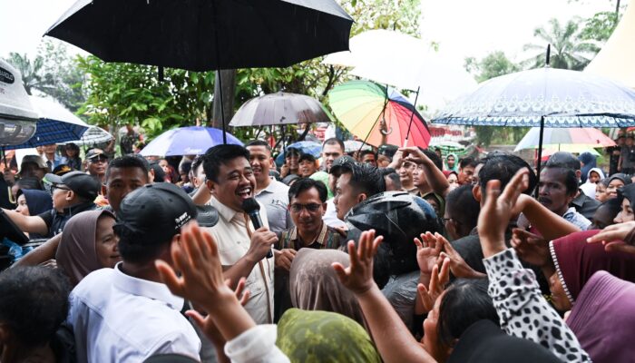 Resmikan Jembatan Bailey di Tapteng, Bobby Nasution Janji Beri Modal Usaha untuk Warga