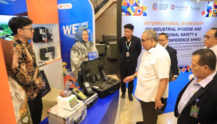 Wamenaker Afriansyah Noor: Higiene Industri Penting Cegah Kecelakaan Kerja