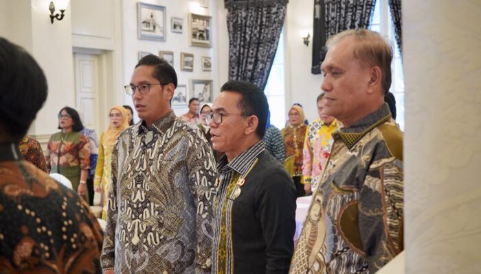 Rico Waas: Konflik Kepala Daerah Bisa Merusak Program Pembangunan