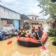 Rico Waas Gerak Cepat Tangani Banjir, BPBD Siaga Sejak Malam, Damkar Dikerahkan Bersihkan Sisa Lumpur